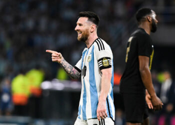 Ku Gia hạn hay rời đi? Lionel Messi đã chọn