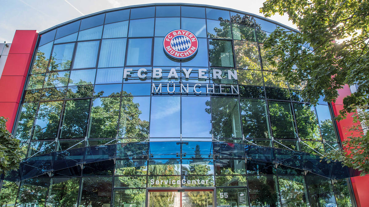 Ku Chuyển đảo chính! FC Bayern tự giúp mình ở Stuttgart