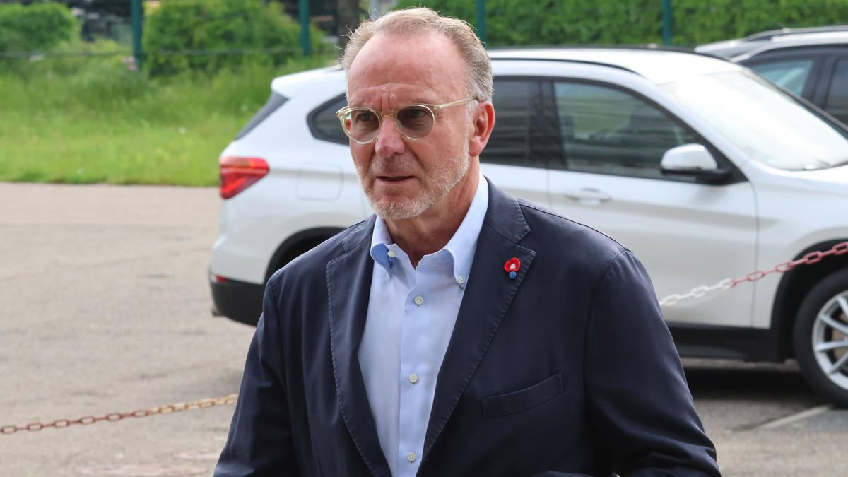 Ku Rummenigge về Kahn: