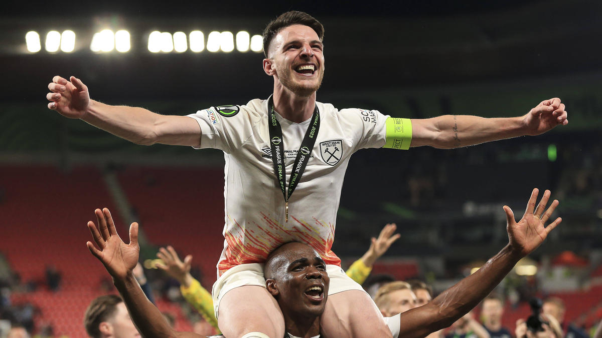 Ku Dọn đường cho Bavaria? Declan Rice rời West Ham